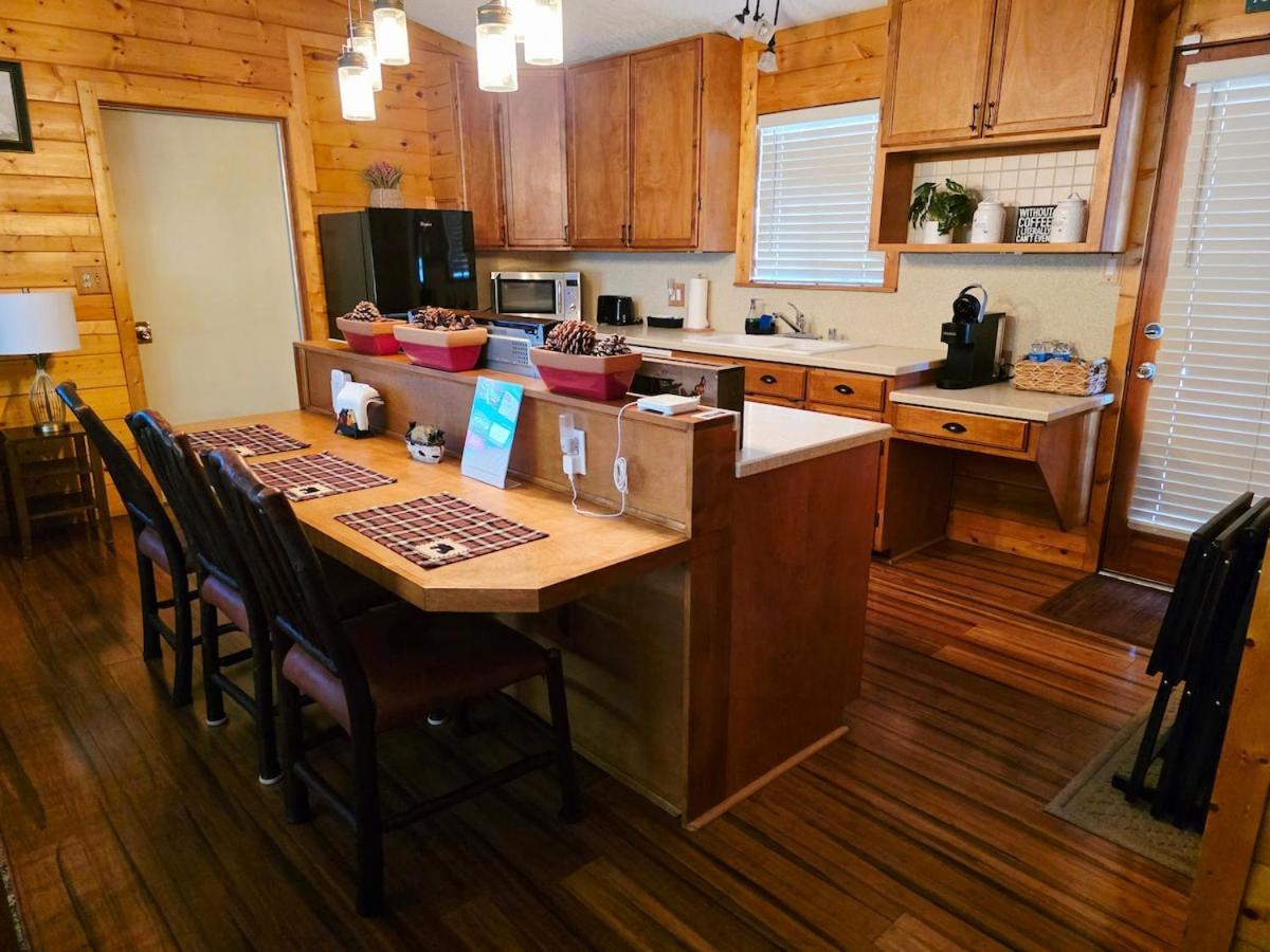 Bear Escapes II Affordable Luxury Cabin Sugarloaf Exterior foto